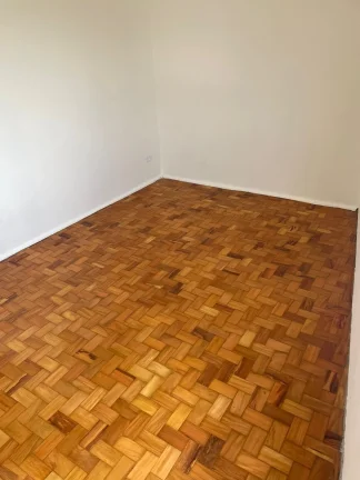 Imagem Apartamento 50M², 1Q, Cozinha, 1 Banheiro, Recém Reformado, Cozinha Americana Toda em Porcelanato, Pé Direito Alto, Janelões.