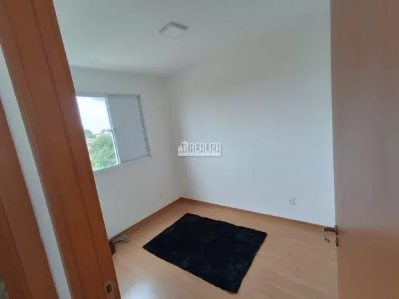 Imagem Apartamento de 2 dormitórios com móveis planejados e piscina no Residencial Toscana, em Uberaba