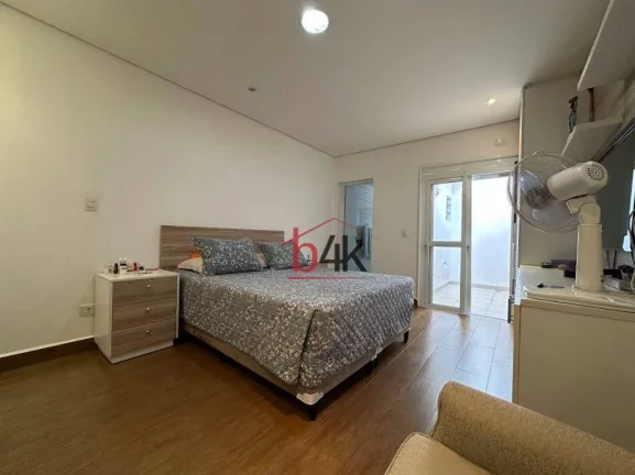 Imagem Casa à venda com 3 suites na Vila Sonia - Jardim Jussara.
