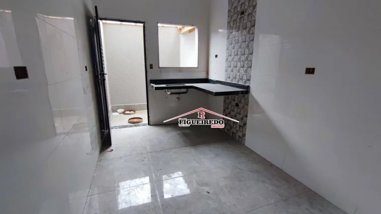 Imagem Casa com 2 dormitórios à venda, 61 m² por R$ 380.000 - Tude Bastos - Praia Grande/SP