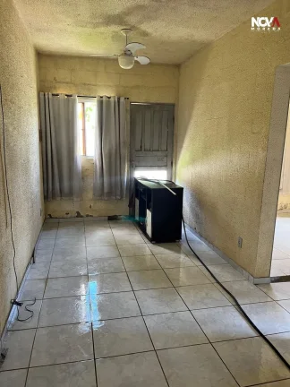 Localizada em Vila Velha, no bairro de Santa Paula II, esta encantadora casa em condomínio fechado ...