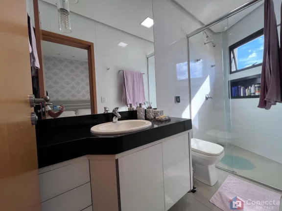 Imagem Apartamento Alto Padrão com 3 Quartos à Venda no Centro de Patos de Minas – 2 Vagas, Planejados e Elevador