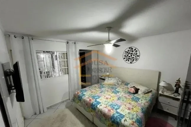Imagem Sobrado reformado, 4 dormitórios, sendo 3 suítes, lavabo, sala de TV, cozinha planejada, espaço e...