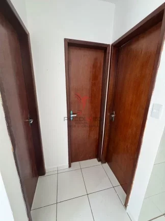 Imagem Apartamento de 2 Quartos, suite,primeiro andar, em Paratibe. Vaga de Garagem