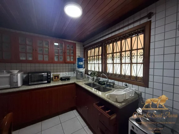 Imagem Linda Casa a Venda com 6 suítes e um chalé em Campos do Jordão SP