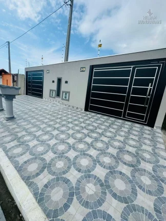 Imagem CASA COM 2 QUARTOS E PISCINA LINDO ACABAMENTO EM ITANHAÉM!