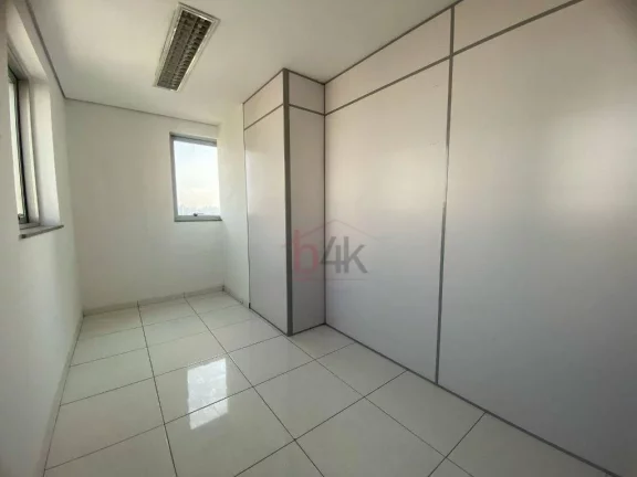 Imagem Salas comerciais unificadas com o total de 160m² para locação no Alto da Boa Vista/Santo Amaro.