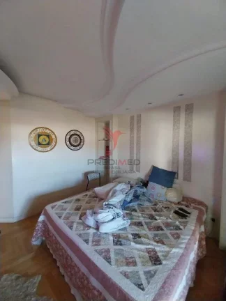 Imagem Sobrado no Portal das Colinas com 3 Suites, salão de festas e piscina. Guaratinguetá