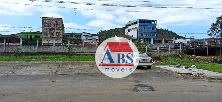 Imagem Casa Sobreposta térrea com 2 dormitórios à venda, 100 m² por R$ 170.000 - Vila Costa Muniz - Cubatão/SP