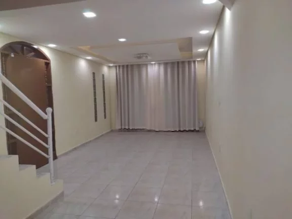 Imagem Sobrado Maravilhosos com 179 m² 3 Dormitorios 2 Vagas Garagens