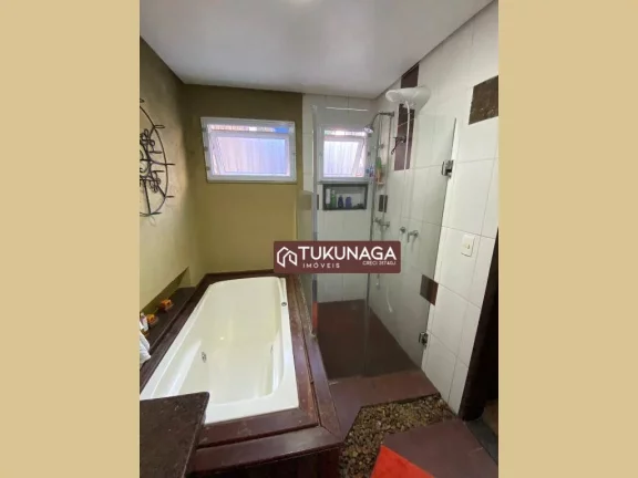Imagem Casa com 3 dormitórios à venda, 400 m² por R$ 3.000.000 Portal dos Gramados Guarulhos