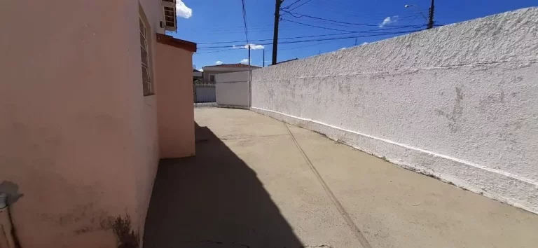 Imagem Casa com 2 dormitórios para alugar, 80 m² por R$ 2.400,00/mês - Jardim Leonor - Campinas/SP