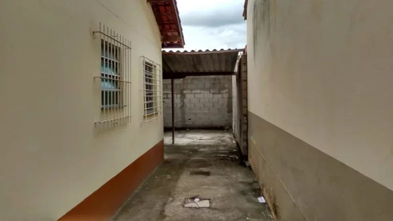 Imagem Oportunidade Casa 2 Dormitórios - Jd. Santa Júlia