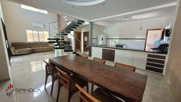 Imagem Sobrado com 5 dormitórios à venda, 262 m² por R$ 1.550.000,00 - Balneário Flórida - Praia Grande/SP