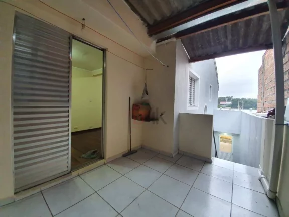Imagem Casa de Vila a Venda Taboão da Serra com 2 quartos, 2 vagas. 93m² de área.