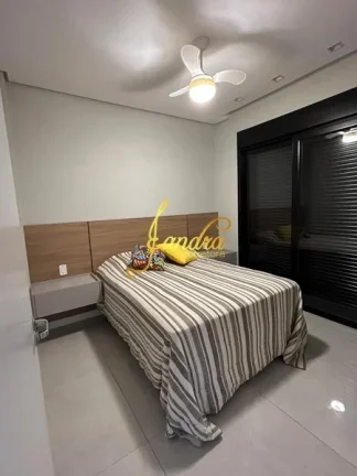 Imagem Excelente sobrado em Condomínio com 04 suítes mobiliada