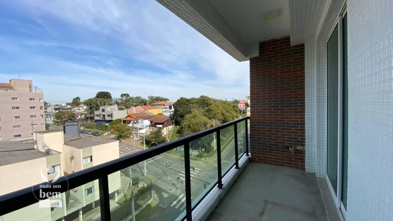 Imagem Apartamento 95 m² com sacada possui 3 quartos sendo 1 suíte à venda por R$ 990.000 - Bigorrilho - Curitiba/PR