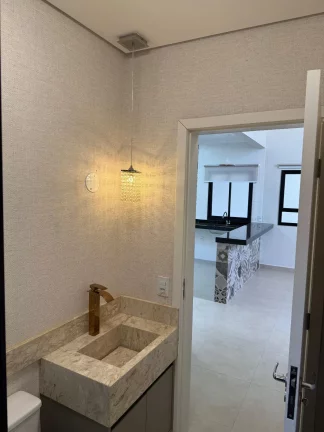 Imagem Casa à venda ou para alugar com 3 quartos, sendo 1 suíte, no condomínio Marchant Buarque, Atibaia - SP