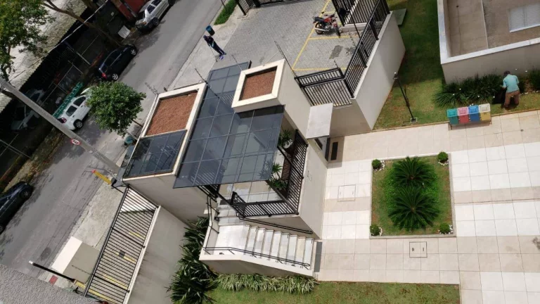 Imagem Apartamento com 2 dormitórios à venda, 51 m² por R$ 320.000,00 - Utinga - Santo André/SP