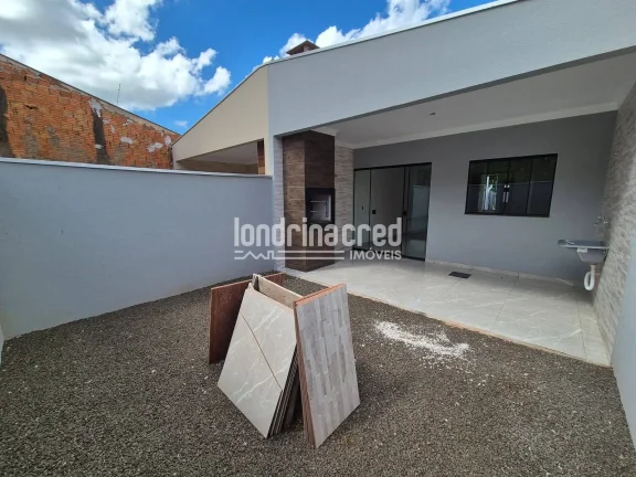 Imagem Casa na Zona Norte com 2 Dormitórios, 80m² de Área Útil, Terreno de 125m² e Churrasqueira