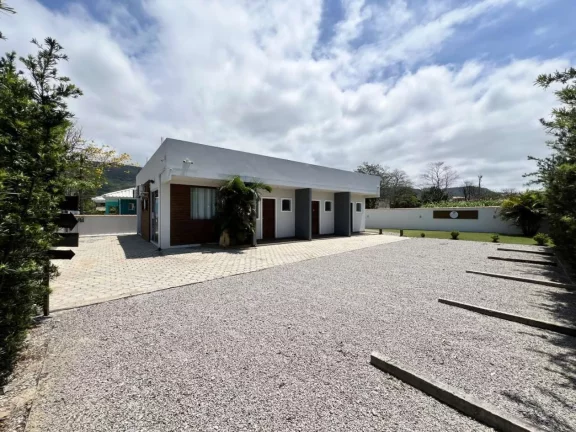 Imagem Pousada para Venda em Florianópolis / SC no bairro São João do Rio Vermelho