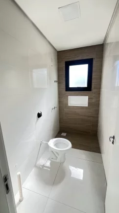 Imagem Excelente casa de 3 dormitórios em localização Privilegiada do Bairro Centenário- Sapiranga