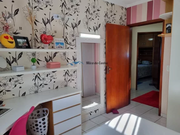 Imagem Sobrado para venda com 3 dormitórios, 130m², 2 vagas Vila Pires em Santo André