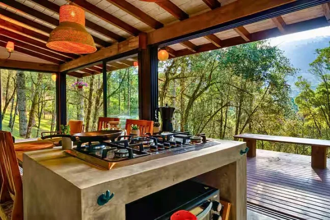 Imagem Cabana Moderna: Onde a Arquitetura se Mescla com a Floresta de Gonçalves