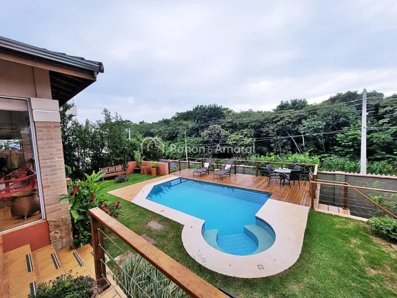 Imagem Casa no condomínio Alphaville Dom Pedro 3 em Campinas!

Casa estilo Inglês e muito aconchegante, e...