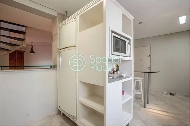 Imagem Ótima cobertura em Moema Pássaros com vista livre! - Área: 287,00m² Piso inferior: Hall de entra...