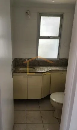 Imagem Apartamento 56m², 2 dormitórios, banheiro, armários na cozinha e dormitórios, área de serviço,...