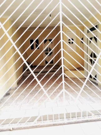 Imagem Casa no Eduardo Gomes - 3/4, Suíte, 110m², Vaga de Garagem - Confira!