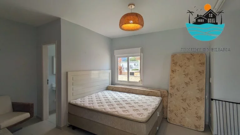 Imagem Casa Aluguel Temporada Juquehy, Casa Juquehy Anual, 80 metros da praia, piscina, churrasqueira, 5 suítes, acomoda 13 pessoas | Juquehy Imobiliária