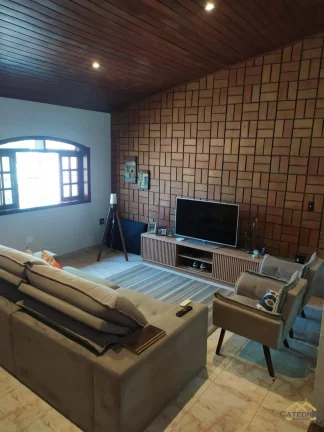 Imagem Casa de bairro em Jundiaí/SP com 3 quartos e uma suíte à venda promoção