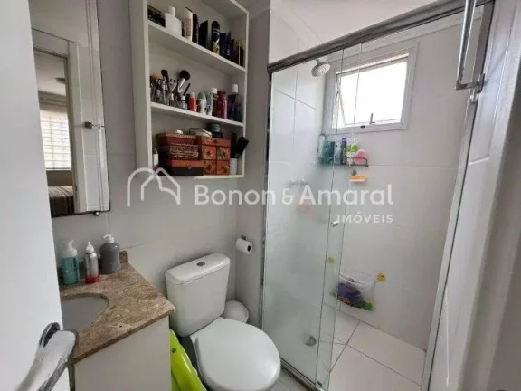 Imagem O imóvel conta com um living acolhedor para dois ambientes, ideal para receber amigos e familiares ...