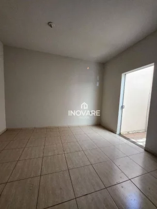 Imagem Casa com 3 dormitórios à venda por R$ 280.000,00 - Setor Flamboyant - Itumbiara/GO