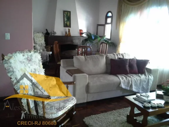 Imagem Vendo Casa na Chácara com 2 Quartos