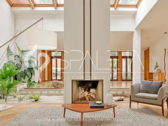 Imagem Lindíssima residência com lazer completo à venda no Residencial Chácara Flora