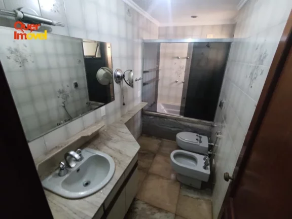 Imagem Imperdível oportunidade: Apartamento à venda com 4 quartos, 1 suíte e 215m² no Centro de Ribeirão Preto-SP!