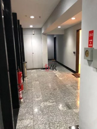 Imagem Sala comercial à venda no Brooklin. Rua André Ampére, 153.