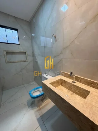 Imagem Casa com 3 quartos no Bairro Cardoso, em terreno com 208m² com 132m² de área construída possui:-...