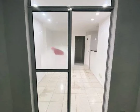 Imagem Apartamento para Venda em Rio de Janeiro, Anil, 2 dormitórios, 1 banheiro, 1 vaga