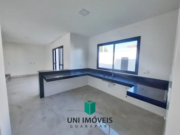 Imagem Casa duplex com 3 suítes a venda, 131M² por R$ 900.000,00 em Guarapari-ES.