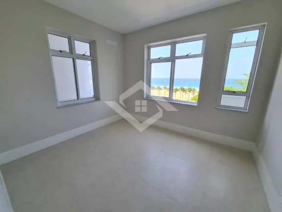 Imagem Apartamento à Venda em Copacabana com Vista para o Mar - 2 Quartos, 82 m²