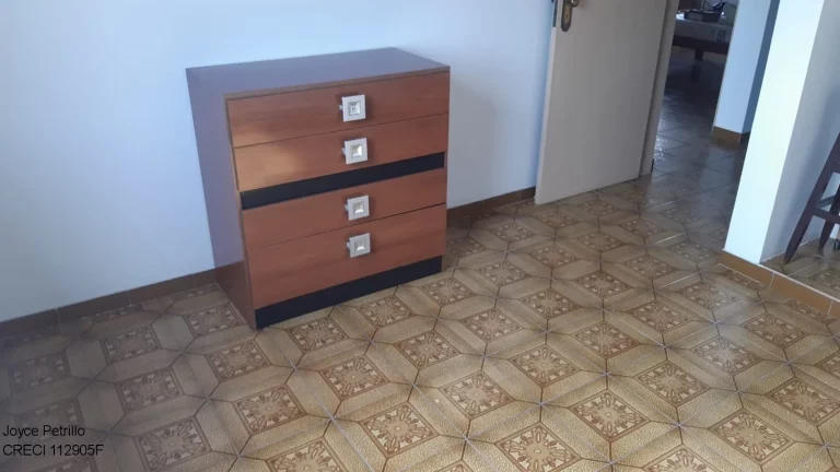Imagem Vende-se Apartamento 3 Dormitórios Com 227 m² e a 550 m da Praia de Peruíbe. Confira!!!