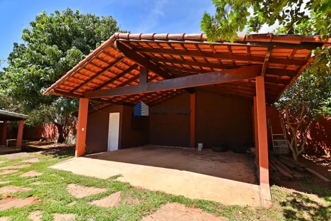 Foto do imóvel: Casa em Condomínio para Venda em Brasília, Setor Habitacional Tororó (Jardim Botânico), 6 dormitórios, 3 suítes, 5 banheiros, 4 vagas