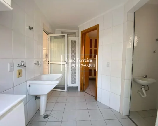 Imagem Casa em condomínio fechado no Parque dos Príncipes