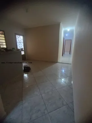 Imagem Casa para Venda em Limeira, Jardim Ipanema, 2 dormitórios, 1 banheiro, 2 vagas