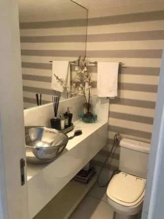 Imagem A 5ª Avenida Imóveis selecionou esse lindo Apartamento, no Morro do Gatto c/ 199,00 m², 4 suítes modificado p/ uma planta de 3 suítes c/ gabinete