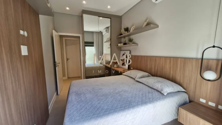 Imagem Apartamento Garden, Finamente MOBILIADO, para Venda na Praia de Ingleses do Rio Vermelho, Florianópolis SC!! Contendo: 2 dormitórios sendo 1 suíte, s